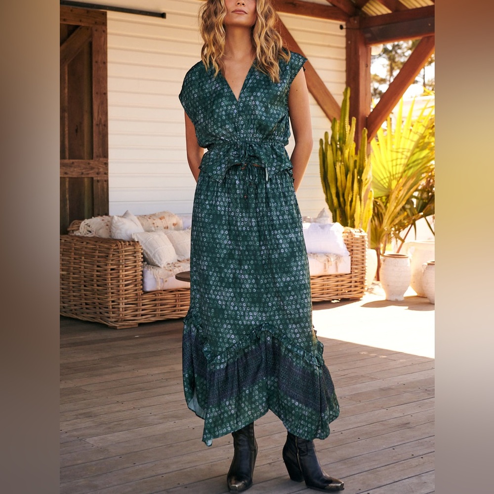 FREE PEOPLE Bloggers Fav Dreambound Skirt + Top Set